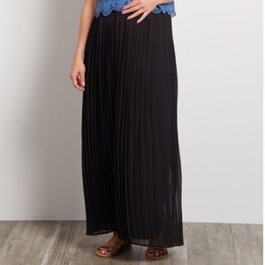 Maternity maxi skirt